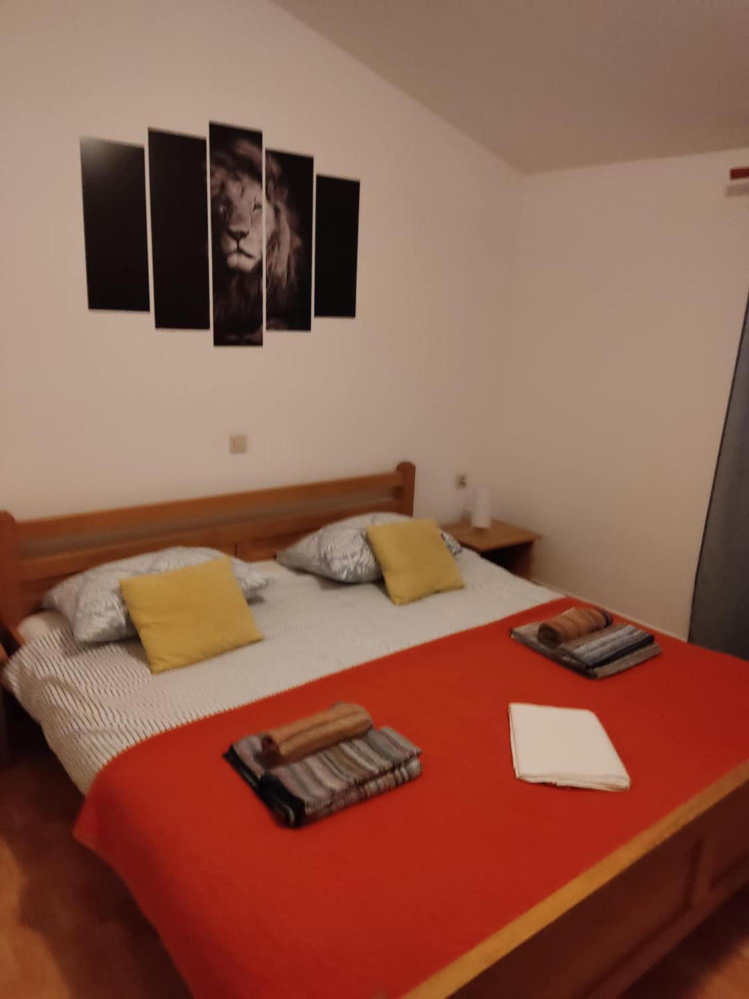 Apartments Ivana Lovište Eksteriør billede
